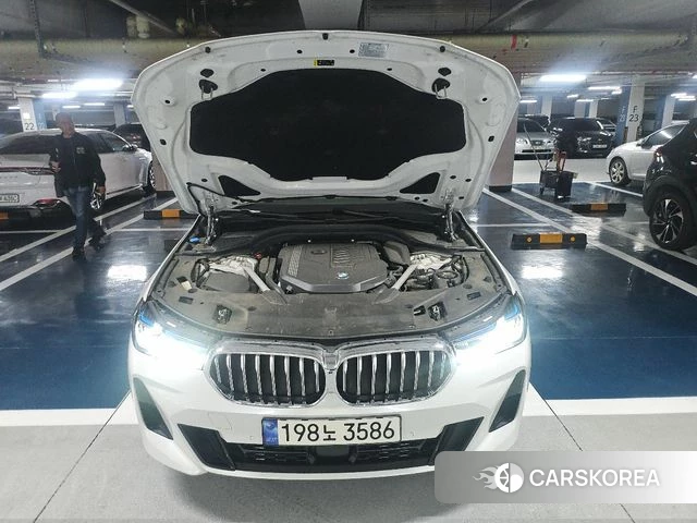 BMW 6 Series GT (G32) 2022 Белый из Кореи, фото 2