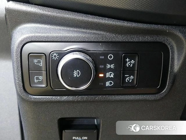 Ford Bronco 6th Generation 2023 Темно-зеленый из Кореи, фото 2