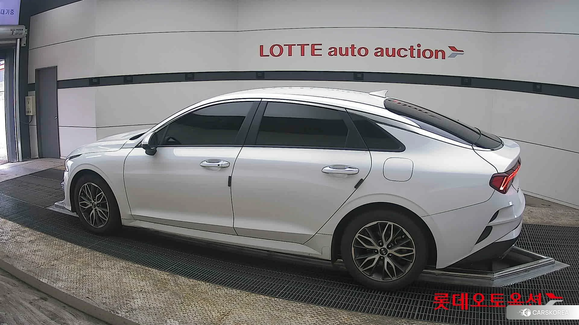 Kia K5 2020 Snow White Pearl (optional) из Кореи, фото 2