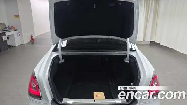 Rolls-Royce Ghost 2nd Generation 2021 Белый из Кореи, фото 2