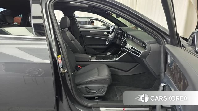 Audi A6 (C8) 2021 Серый из Кореи, фото 2