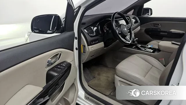 Kia The New Carnival 2019 Белый из Кореи, фото 2