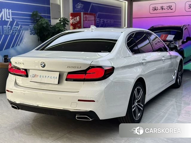 BMW 5 series 2022 Белый из Китая, фото 2