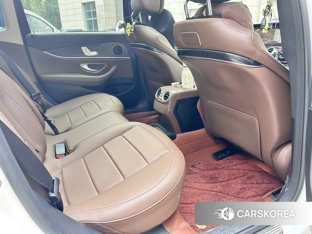Mercedes-Benz E-class 2019 Белый из Китая, фото 2