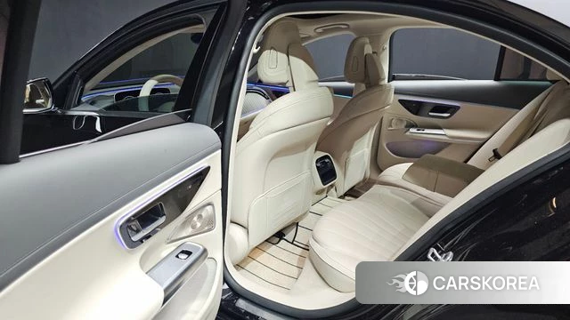 Mercedes-Benz E-Class W214 2024 Черный из Кореи, фото 2