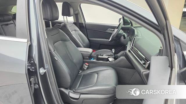 Kia Sportage 5th Generation 2023 Серый из Кореи, фото 2