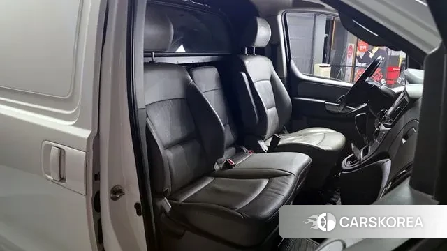 Hyundai The New Grand Starex 2019 Белый из Кореи, фото 2