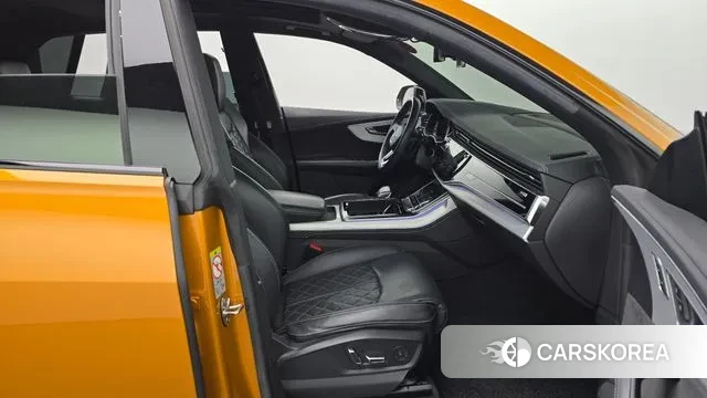 Audi Q8 (4M) 2021 Оранжевый из Кореи, фото 2