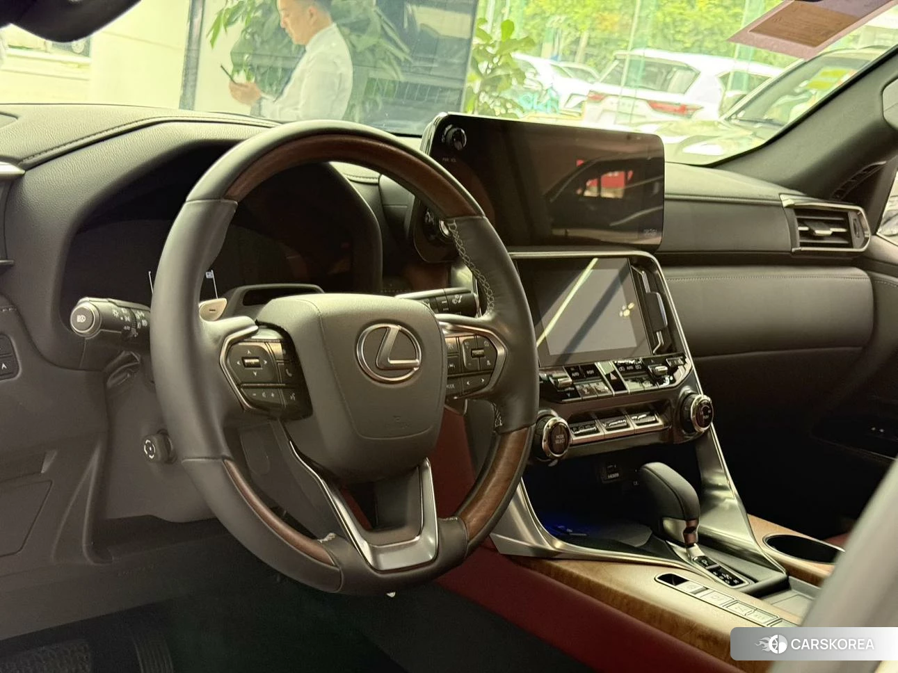 Lexus LX 2024 Белый из Китая, фото 2