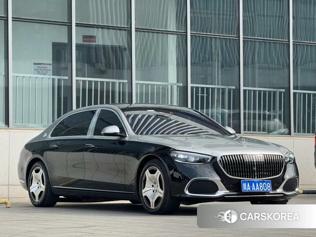 Mercedes-Benz Maybach S-class 2023 Черный из Китая, фото 2