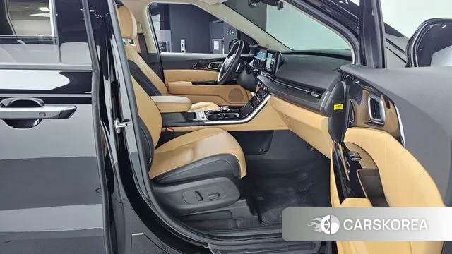 Kia Carnival 4th generation 2023 Черный из Кореи, фото 2