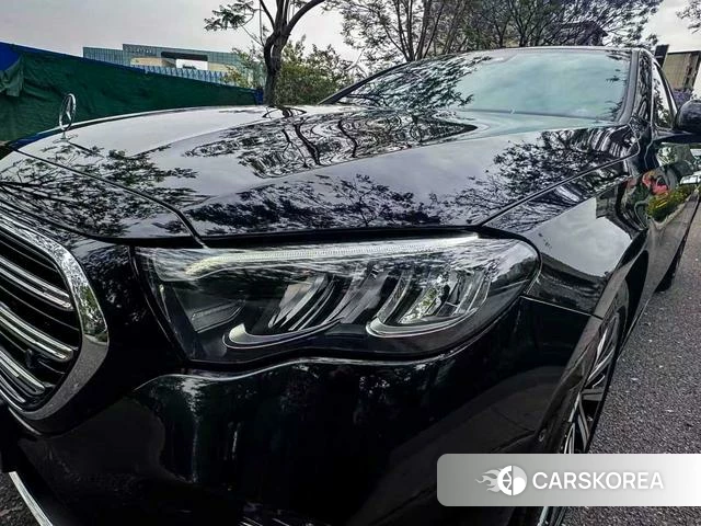 Mercedes-Benz E-class 2024 Черный из Китая, фото 2