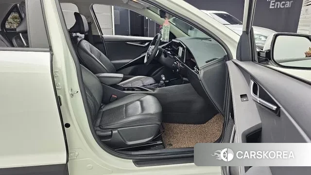 Kia Di Ol Nu Niro 2022 Белый из Кореи, фото 2