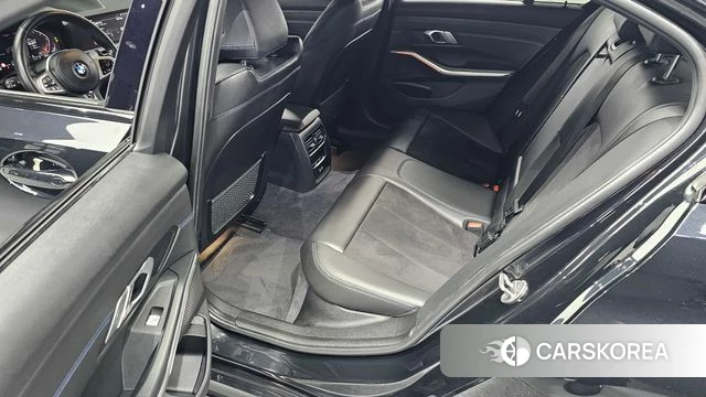 BMW 3 Series (G20) 2022 Черный из Кореи, фото 2