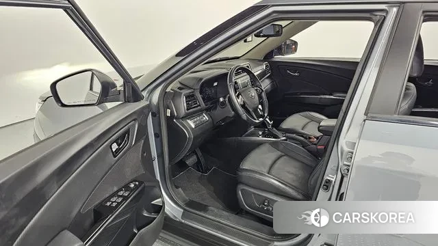 Ssangyong Berry New Tivoli 2022 Серебристо-серый из Кореи, фото 2