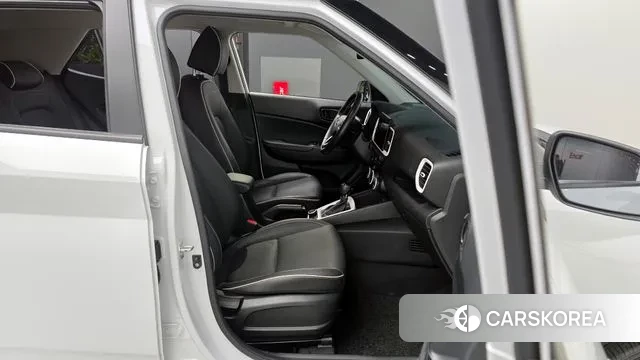 Hyundai Venue 2021 Белый из Кореи, фото 2