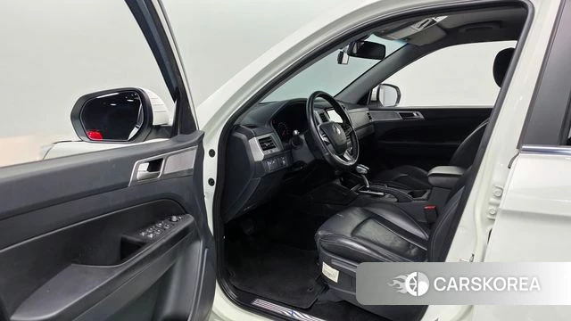 Ssangyong Rexton Sports 2019 Белый из Кореи, фото 2