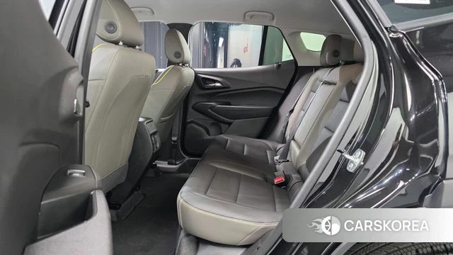 Chevrolet (GM Daewoo) Trax Crossover 2024 Черный из Кореи, фото 2