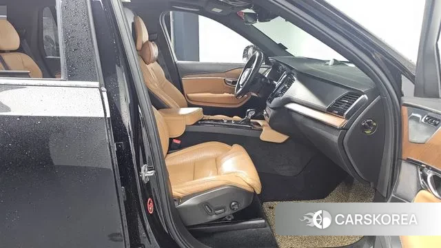 Volvo XC90 second Generation 2018 Черный из Кореи, фото 2