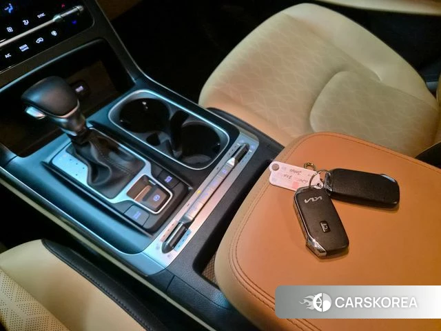 Kia Carnival 4th generation 2023 Серый из Кореи, фото 2