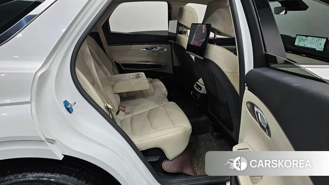 Genesis GV70 2021 Белый из Кореи, фото 2