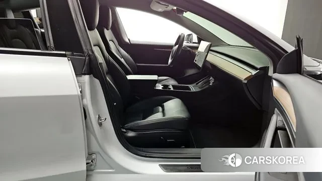 Tesla Model 3 2021 Белый из Кореи, фото 2