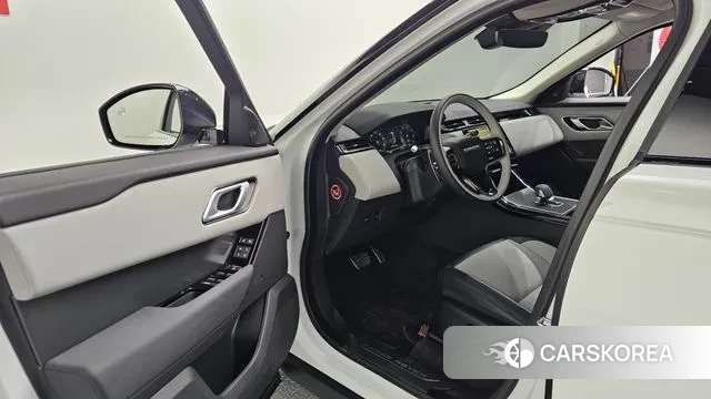 Land Rover Range Rover Velar 2024 Белый из Кореи, фото 2