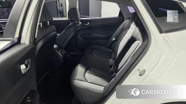 Kia K5 second generation 2018 Белый из Кореи, фото 2