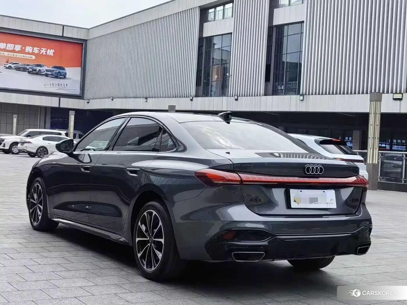 Audi A5L 2025 Silver/gray из Китая, фото 2