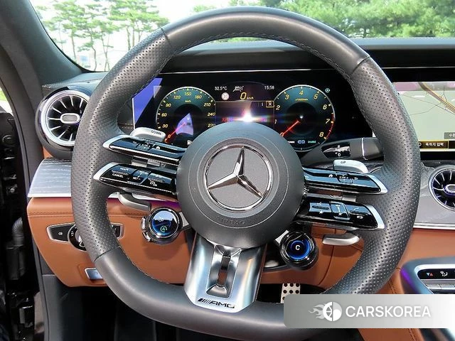 Mercedes-Benz AMG GT 2023 Черный из Кореи, фото 2