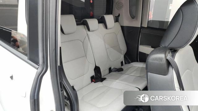 Kia The New Kia Ray 2023 Белый из Кореи, фото 2