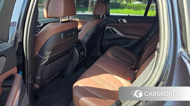 BMW X6 (G06) 2023 Черный из Кореи, фото 2