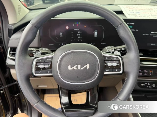 Kia The New Carnival 4th Generation 2023 Черный из Кореи, фото 2