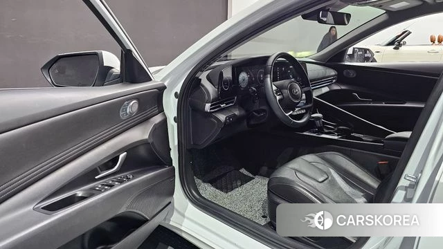 Hyundai The New Avante (CN7) 2023 Белый из Кореи, фото 2