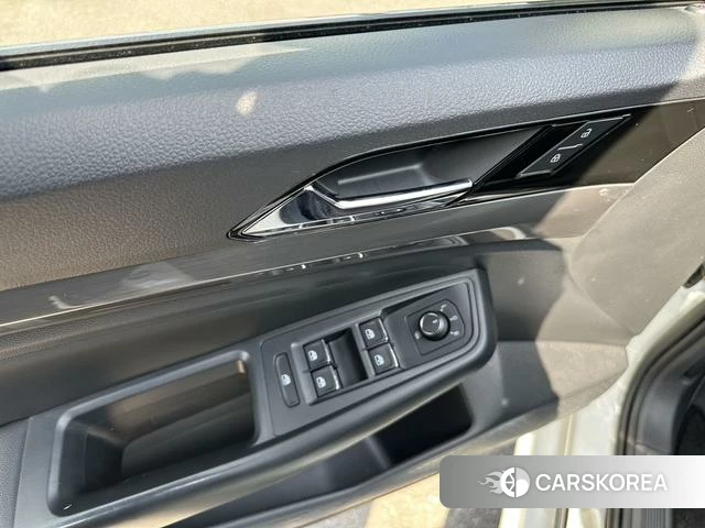 Volkswagen Bora 2022 Белый из Китая, фото 2