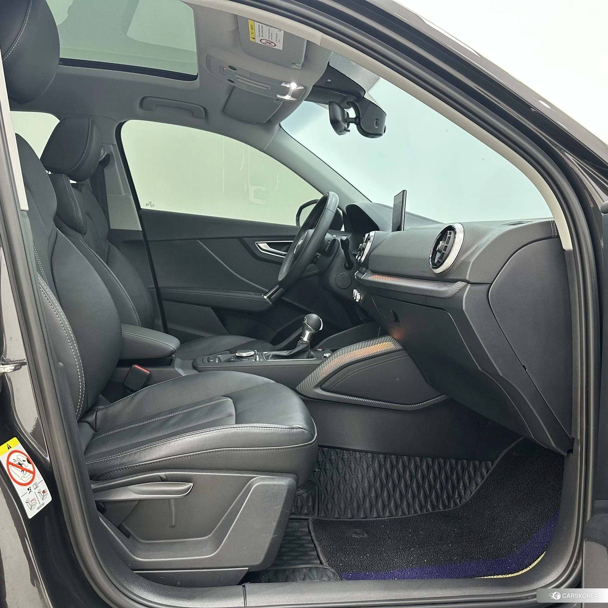 Audi Q2L 2021 Черный из Китая, фото 2