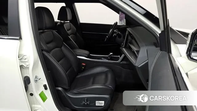 Ssangyong Torres 2022 Белый из Кореи, фото 2