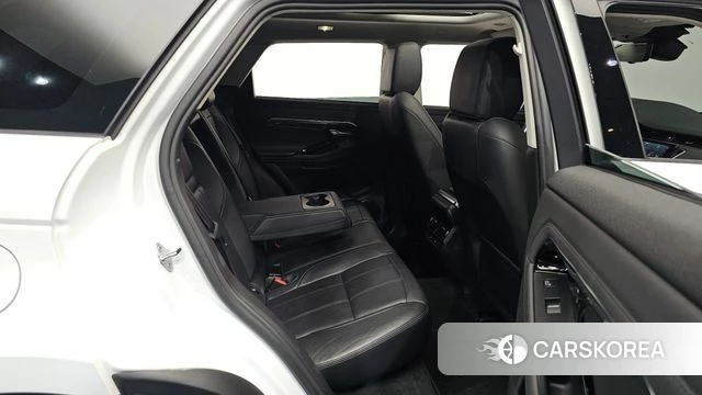 Land Rover Range Rover Evoque 2nd Generation 2022 Белый из Кореи, фото 2