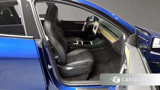 Tesla Model Y 2023 Синий из Кореи, фото 2