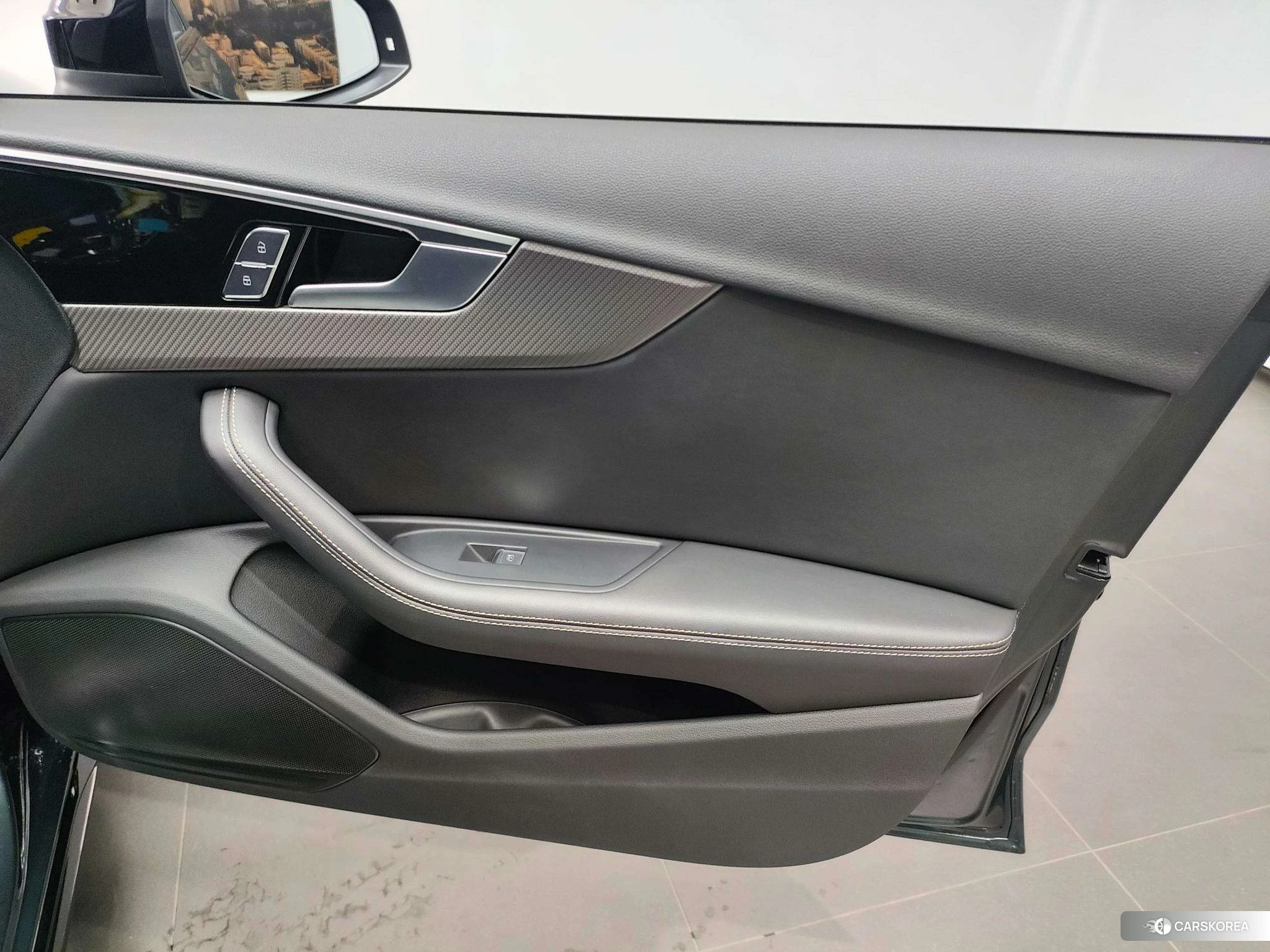 Audi A4L 2023 Зеленый из Китая, фото 2