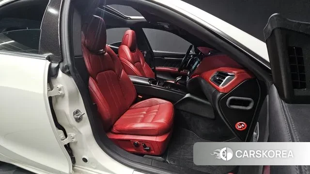 Maserati Ghibli 2019 Белый из Кореи, фото 2