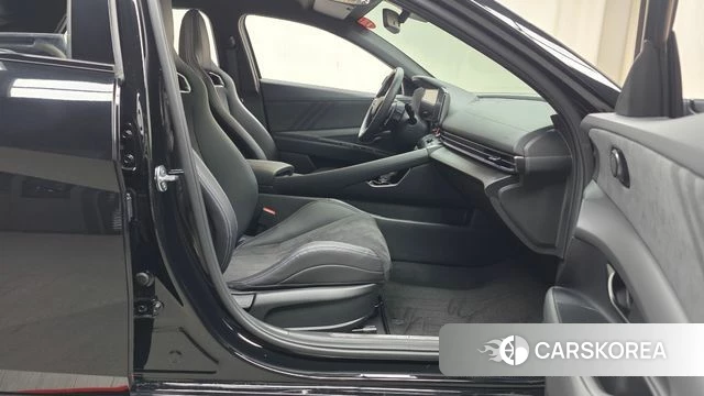 Hyundai The New Avante (CN7) 2025 Черный из Кореи, фото 2