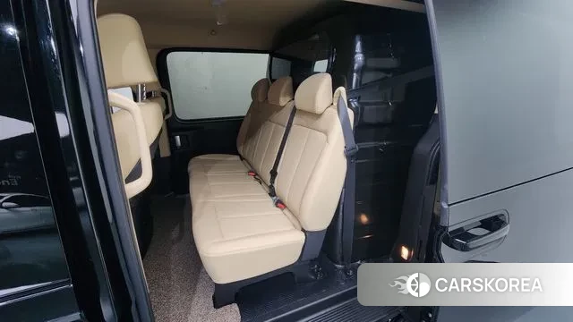 Hyundai Staria 2021 Черный из Кореи, фото 2