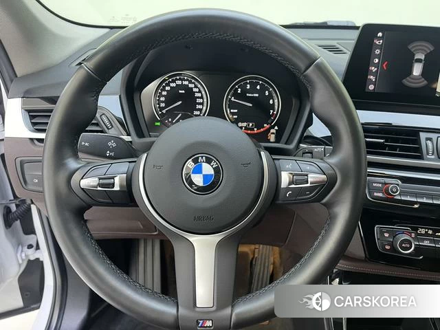 BMW X1 2022 Белый из Китая, фото 2