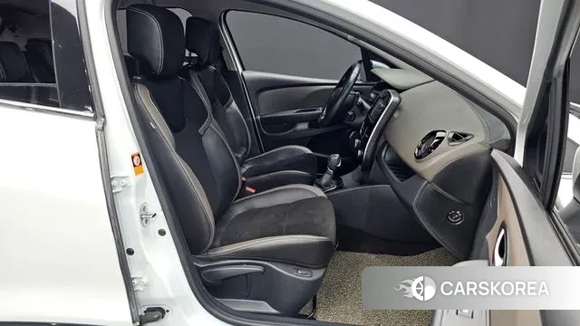 Renault Korea (Samsung) Clio 2018 Белый из Кореи, фото 2