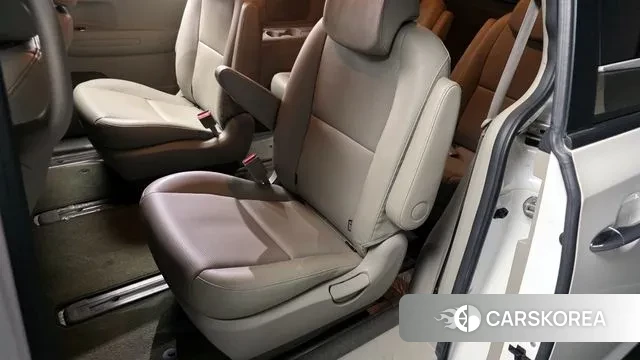 Kia The New Carnival 2018 Белый из Кореи, фото 2