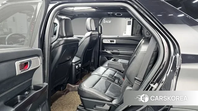 Ford Explorer 6th Generation 2020 Черный из Кореи, фото 2