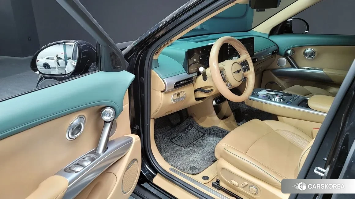 Genesis GV60 2021 Черный из Кореи, фото 2