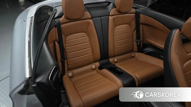 Mercedes-Benz C-Class W205 2019 Серебряный из Кореи, фото 2