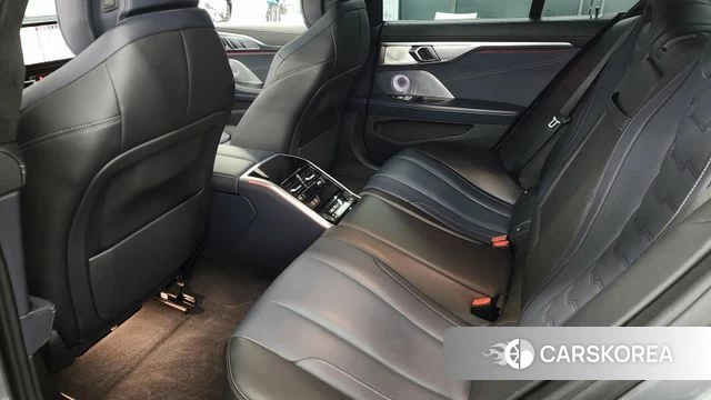 BMW 8 Series (G15) 2023 Серый из Кореи, фото 2